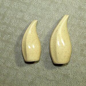 Yellow Speckled Laurel of California Salt & Pepper Shaker Set